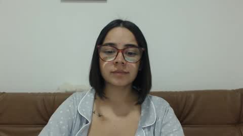 Emma online show from 09-30-25, 03:55