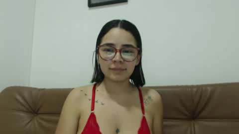 Emma online show from 10-17-25, 03:20