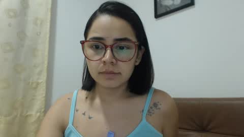 Snapshot of isemma chatting on 11-10-25, 04:00 Emma online show from 11-10-25, 04:00