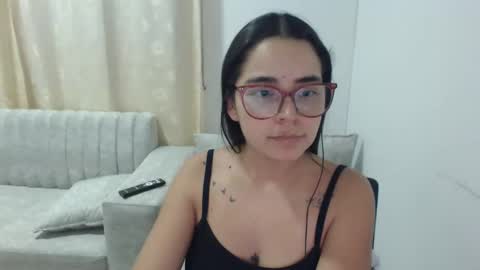 Snapshot of isemma chatting on 03-14-26, 03:56 Emma online show from 03-14-26, 03:56