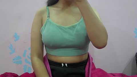 ishika_singh_ online show from 01-19-26, 02:26