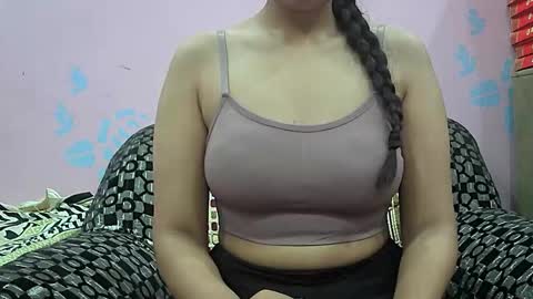 ishika_singh_ online show from 03-21-26, 01:32