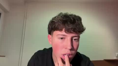 Snapshot of isiah2841 chatting on 03-11-26, 12:16 isiah online show from 03-11-26, 12:16