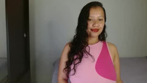 Snapshot of isis_cb17 chatting on 01-11-25, 07:49 Isis online show from 01-11-25, 07:49