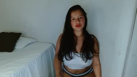 Snapshot of isis_cb17 chatting on 02-28-25, 09:36 Isis online show from 02-28-25, 09:36