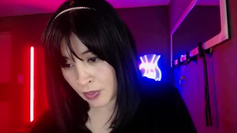 Ana Maria online show from 09-19-25, 01:29