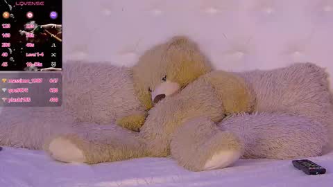 Snapshot of isis_queen_xxx chatting on 11-11-25, 03:34 Isis online show from 11-11-25, 03:34