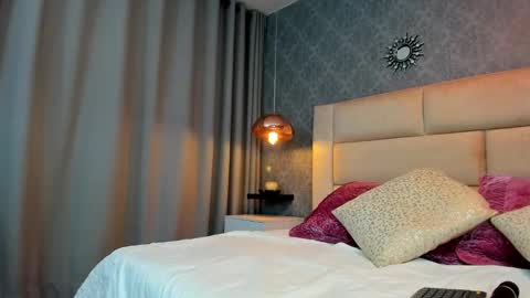 Isis online show from 01-26-25, 09:51