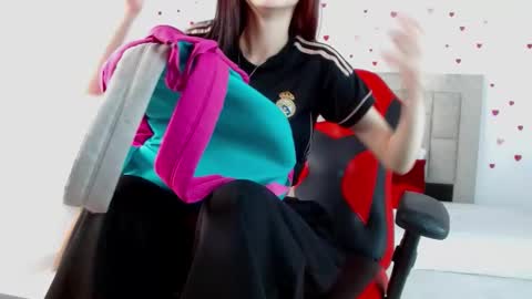 Isla Rosee18 online show from 03-25-26, 02:28