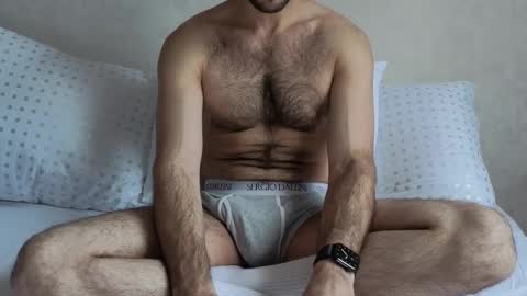 Snapshot of islam_20 chatting on 11-17-25, 12:33 islam online show from 11-17-25, 12:33