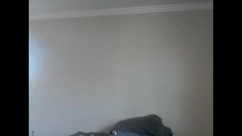 Snapshot of island625103 chatting on 12-02-24, 06:21 island625103 online show from 12-02-24, 06:21