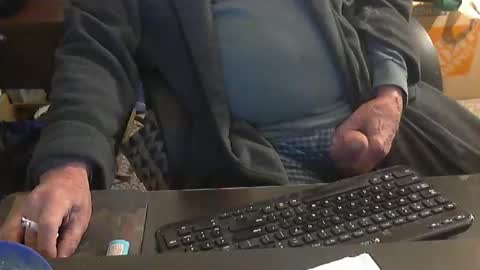 Snapshot of islandduke chatting on 12-12-24, 10:34 Duke online show from 12-12-24, 10:34