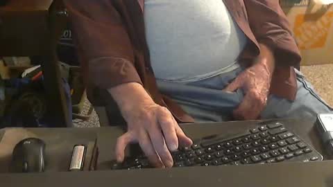 Snapshot of islandduke chatting on 09-22-25, 11:29 Duke online show from 09-22-25, 11:29