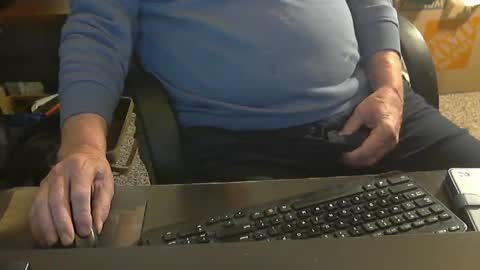 Snapshot of islandduke chatting on 09-25-25, 05:16 Duke online show from 09-25-25, 05:16