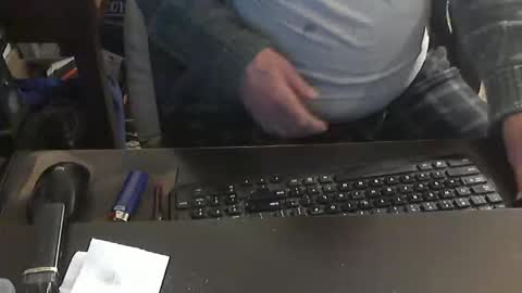 Snapshot of islandduke chatting on 11-06-25, 01:39 Duke online show from 11-06-25, 01:39