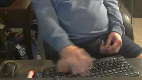 Snapshot of islandduke chatting on 01-14-26, 10:43 Duke online show from 01-14-26, 10:43