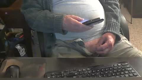 Snapshot of islandduke chatting on 01-15-26, 11:15 Duke online show from 01-15-26, 11:15