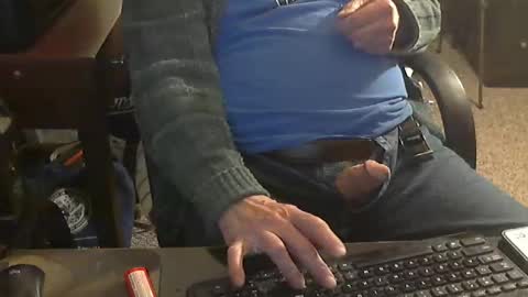 Snapshot of islandduke chatting on 03-07-26, 10:18 Duke online show from 03-07-26, 10:18