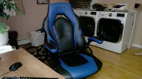 Snapshot of islandguy70 chatting on 02-02-25, 08:24 Jim online show from 02-02-25, 08:24