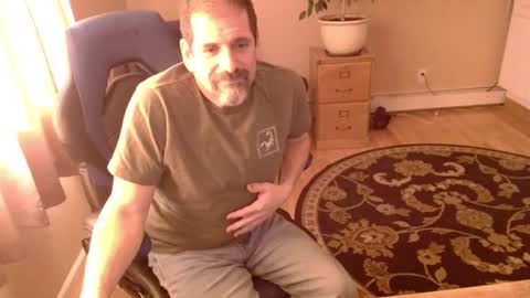 Snapshot of islandguy70 chatting on 03-03-25, 09:26 Jim online show from 03-03-25, 09:26