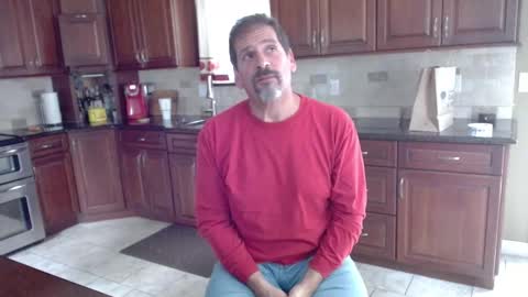 Snapshot of islandguy70 chatting on 09-16-25, 09:16 Jim online show from 09-16-25, 09:16