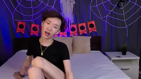 Takumi online show from 10-31-25, 04:13