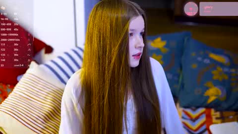 Snapshot of isoull chatting on 10-15-25, 09:04 Im Lis - online show from 10-15-25, 09:04