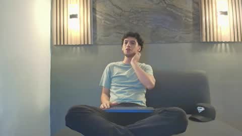 Israel online show from 10-11-25, 12:04