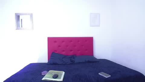 issa_kitty online show from 12-14-24, 05:47