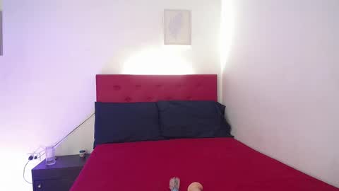 issa_kitty online show from 01-15-25, 04:11