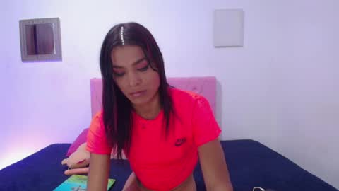 issa_kitty online show from 02-25-25, 06:20