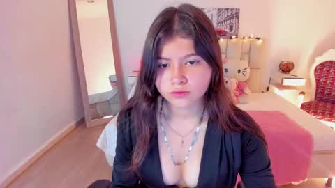 Snapshot of issa_loren chatting on 11-07-25, 06:52 Issa online show from 11-07-25, 06:52