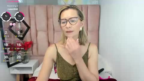 Snapshot of issa_milf__ chatting on 06-18-26, 01:48 ISSA MILF online show from 06-18-26, 01:48