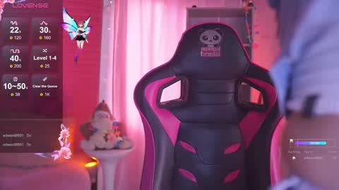 Snapshot of issa_monterrey chatting on 09-18-25, 08:33 ISSA online show from 09-18-25, 08:33