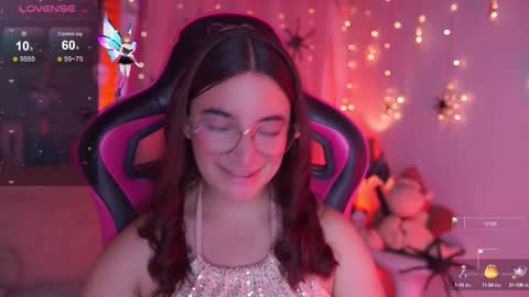 Snapshot of issa_monterrey chatting on 10-11-25, 05:11 ISSA online show from 10-11-25, 05:11