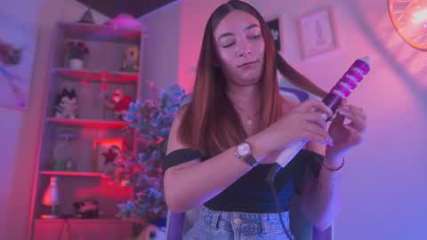 Snapshot of issa_monterrey chatting on 02-26-26, 01:43 ISSA online show from 02-26-26, 01:43