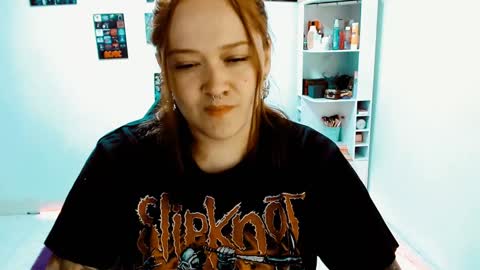 Yiz online show from 12-28-24, 04:08