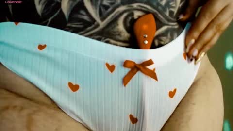 Yiz online show from 02-16-25, 07:26