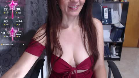 Issy online show from 04-02-26, 10:35