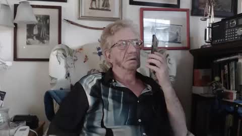 ImYourBitch online show from 04-07-26, 01:17