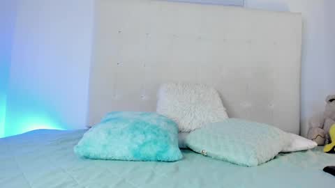 Snapshot of itahisa_cute chatting on 03-31-26, 10:37 itahisa online show from 03-31-26, 10:37