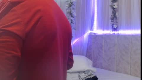 Snapshot of italagomez chatting on 02-16-25, 03:48 Itala Gomez online show from 02-16-25, 03:48