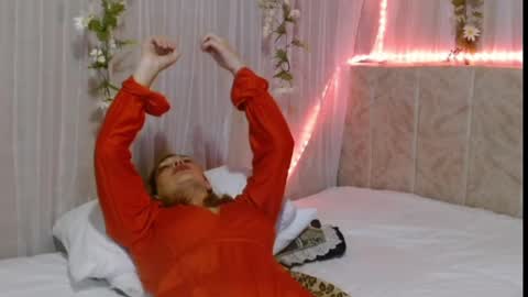 Snapshot of italagomez chatting on 02-26-25, 11:04 Itala Gomez online show from 02-26-25, 11:04