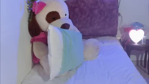 Snapshot of italagomez chatting on 10-24-25, 11:01 Itala Gomez online show from 10-24-25, 11:01