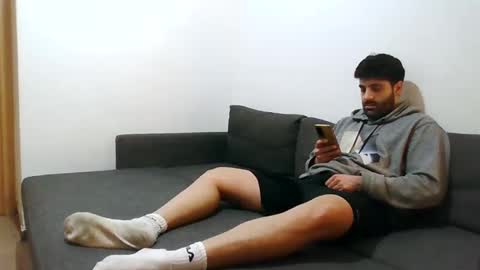 italianboybcn online show from 12-30-24, 11:59