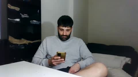 italianboybcn online show from 01-19-25, 06:43