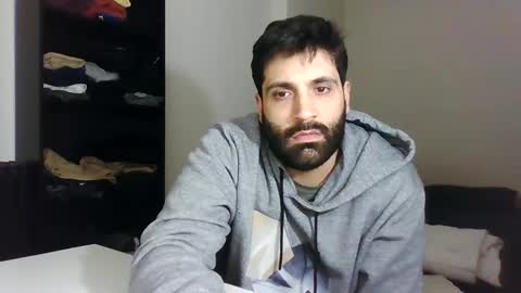 italianboybcn online show from 01-22-25, 09:54