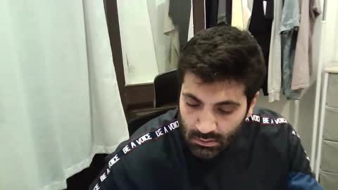 italianboybcn online show from 09-26-25, 08:13