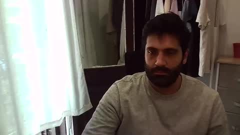 italianboybcn online show from 10-05-25, 09:29