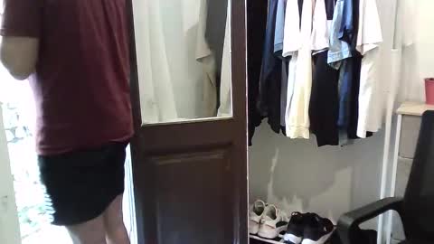 italianboybcn online show from 10-08-25, 07:17